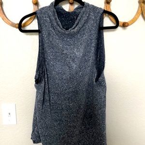 🕶NWOT FREE PEOPLE COWL NECK TANK LARGE✨🕶